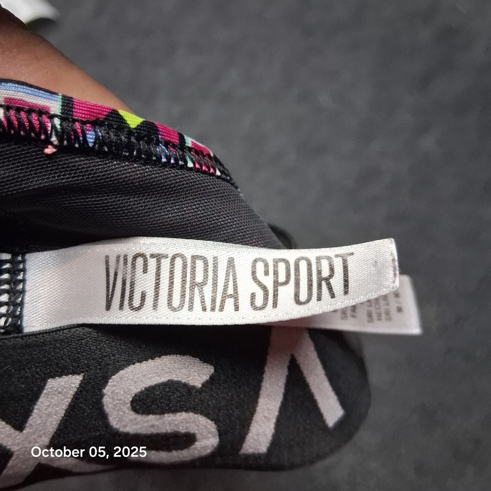 Victoria Secret Sport‎ VSX Sports Bra Womens SIze Medium Racerback Wireless - Picture 3 of 6